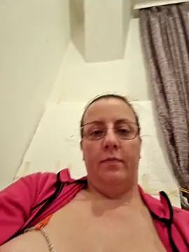 Snapshot of Goodass7 chatting on November 8, 2025, 7:50 pm Goodass7 online show from November 8, 2025, 7:50 pm