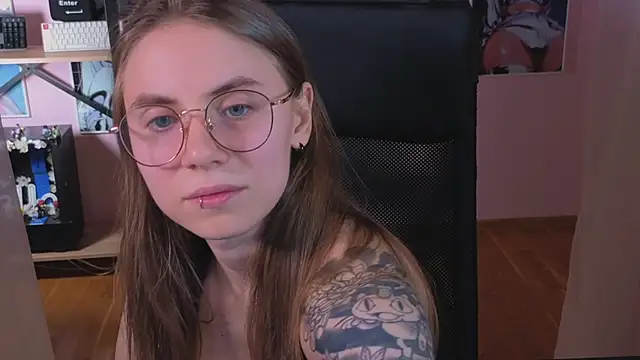 Snapshot of _AnnaStark_ chatting on September 10, 2025, 8:08 pm AnnaStark online show from September 10, 2025, 8:08 pm