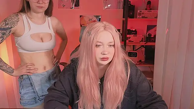  AnnaStark  online show from April 3, 2026, 8:26 pm