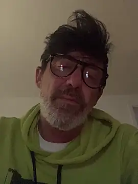 maxximere online show from February 8, 2026, 11:35 pm