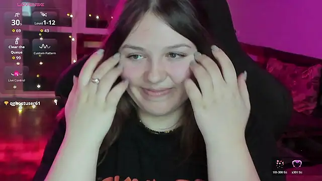 Snapshot of XNirvanaX chatting on January 9, 2026, 4:30 am XNirvanaX online show from January 9, 2026, 4:30 am