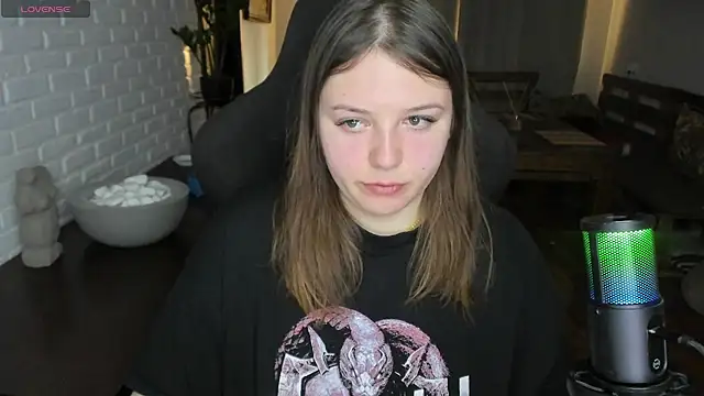 XNirvanaX online show from March 31, 2026, 4:03 am