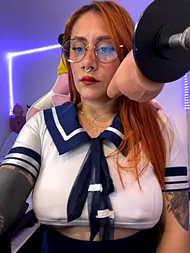 Snapshot of Luna_Paris_ chatting on November 26, 2025, 11:05 pm Luna Paris online show from November 26, 2025, 11:05 pm