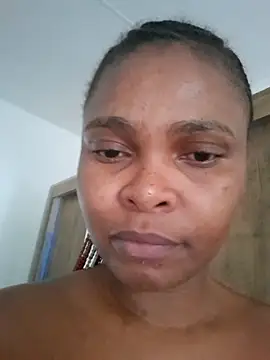 Snapshot of SweetAppleCandyxx chatting on November 6, 2025, 8:51 am SweetAppleCandyxx online show from November 6, 2025, 8:51 am