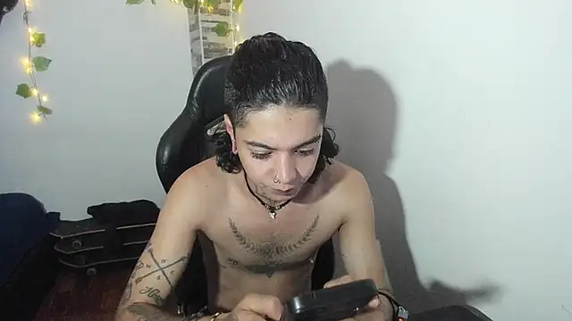 Snapshot of saad_man chatting on November 21, 2025, 12:53 am saad man online show from November 21, 2025, 12:53 am