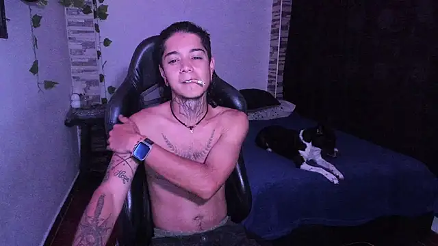 Snapshot of saad_man chatting on October 26, 2025, 2:12 am saad man online show from October 26, 2025, 2:12 am