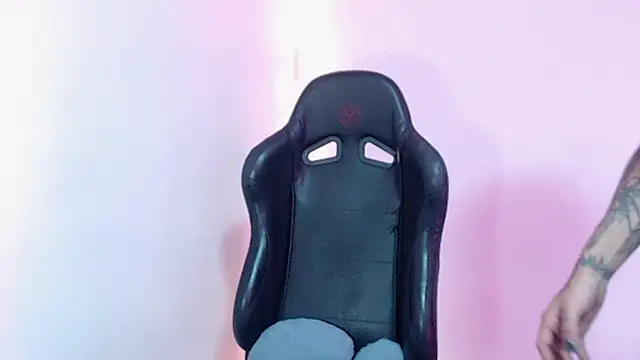 Snapshot of saad_man chatting on January 13, 2025, 8:04 pm saad man online show from January 13, 2025, 8:04 pm