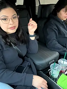 Snapshot of drizzypeach602 chatting on November 19, 2025, 10:43 pm drizzypeach602 online show from November 19, 2025, 10:43 pm