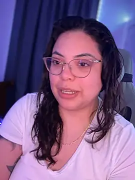 Snapshot of drizzypeach602 chatting on November 2, 2025, 2:27 am drizzypeach602 online show from November 2, 2025, 2:27 am