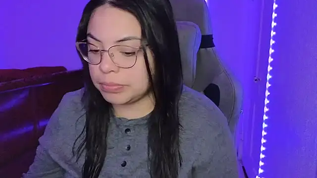 Snapshot of drizzypeach602 chatting on November 7, 2025, 3:11 am drizzypeach602 online show from November 7, 2025, 3:11 am