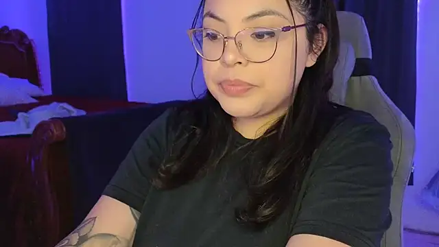 Snapshot of drizzypeach602 chatting on November 27, 2025, 4:02 am drizzypeach602 online show from November 27, 2025, 4:02 am