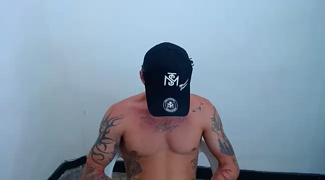 Snapshot of sebas_bigcock69 chatting on December 13, 2024, 11:06 pm sebas bigcock69 online show from December 13, 2024, 11:06 pm