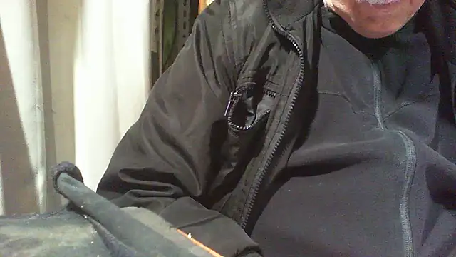 Snapshot of nonnomaturobisex chatting on November 18, 2025, 7:55 am nonnomaturobisex online show from November 18, 2025, 7:55 am