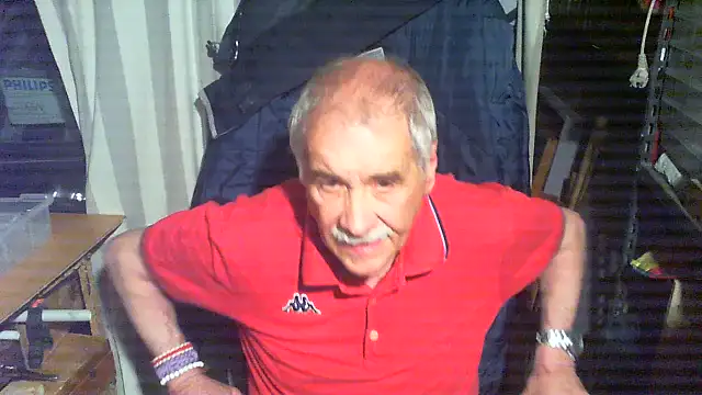 nonnomaturobisex online show from May 28, 2026, 7:27 am