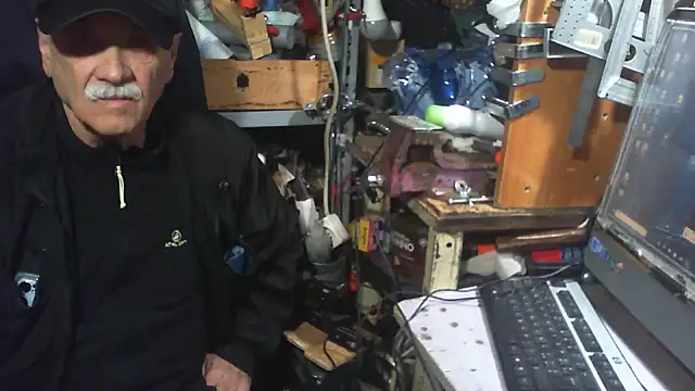 Snapshot of nonnomaturobisex chatting on November 16, 2025, 9:58 am nonnomaturobisex online show from November 16, 2025, 9:58 am