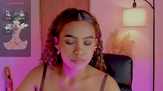 Snapshot of Oxana_Fedorova chatting on January 30, 2025, 9:58 pm Oxana Fedorova online show from January 30, 2025, 9:58 pm