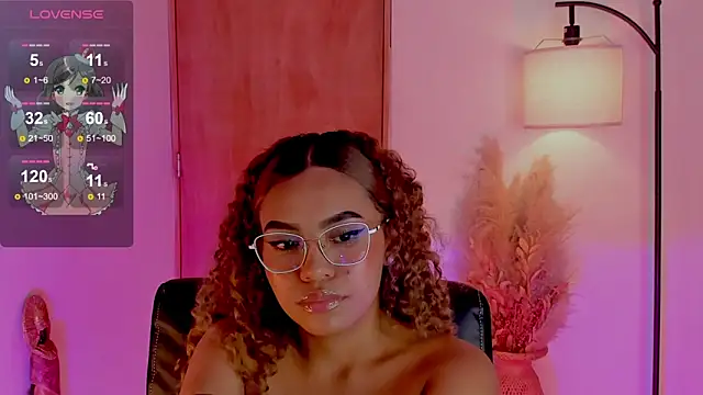 Snapshot of Oxana_Fedorova chatting on March 14, 2025, 12:10 am Oxana Fedorova online show from March 14, 2025, 12:10 am