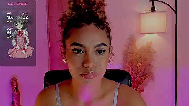 Snapshot of Oxana_Fedorova chatting on March 4, 2025, 11:22 pm Oxana Fedorova online show from March 4, 2025, 11:22 pm