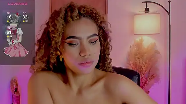 Snapshot of Oxana_Fedorova chatting on February 4, 2025, 7:55 pm Oxana Fedorova online show from February 4, 2025, 7:55 pm