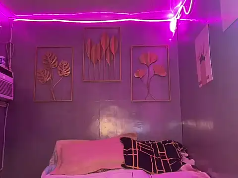 Snapshot of Delicate_Savannah chatting on September 24, 2025, 3:13 am Delicate Savannah online show from September 24, 2025, 3:13 am