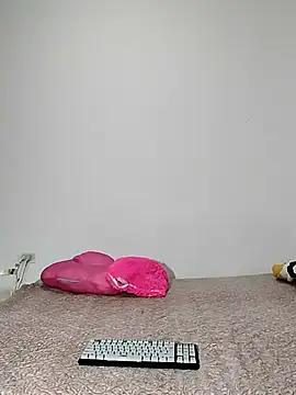 Snapshot of Van3orgasm4me chatting on March 6, 2025, 5:54 pm Van3orgasm4me online show from March 6, 2025, 5:54 pm