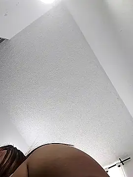 Snapshot of Van3orgasm4me chatting on January 12, 2025, 12:23 pm Van3orgasm4me online show from January 12, 2025, 12:23 pm