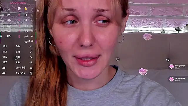 Snapshot of LianaFord chatting on December 4, 2025, 11:04 pm LianaFord online show from December 4, 2025, 11:04 pm