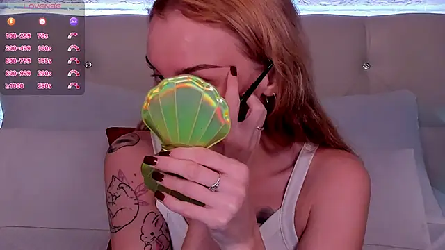 Snapshot of LianaFord chatting on November 26, 2025, 11:05 pm LianaFord online show from November 26, 2025, 11:05 pm