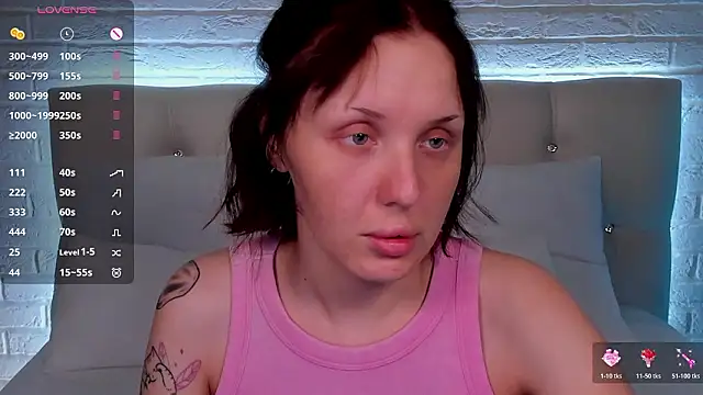 LianaFord online show from February 28, 2026, 2:44 am