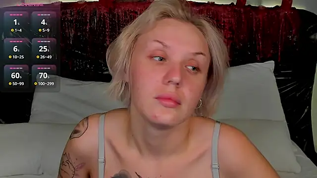 Snapshot of LianaFord chatting on October 28, 2025, 9:25 pm LianaFord online show from October 28, 2025, 9:25 pm