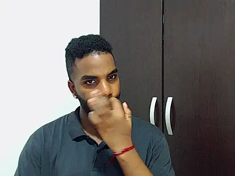 Rene hotman online show from October 19, 2025, 7:49 pm