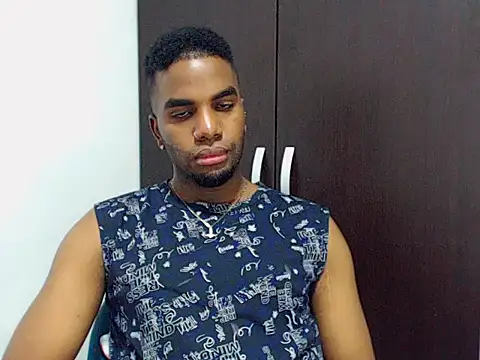 Rene hotman online show from November 2, 2025, 8:03 pm