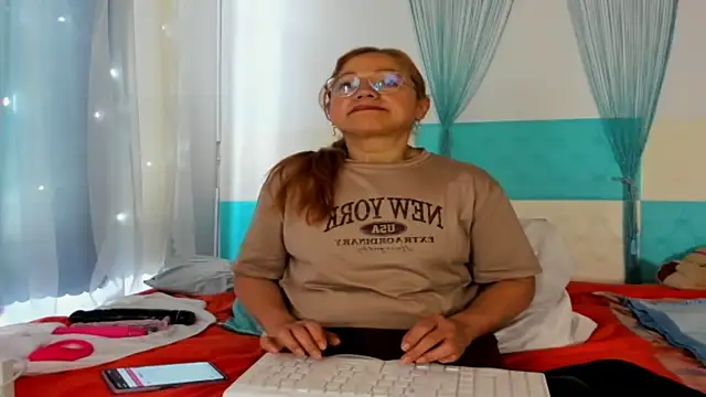 Snapshot of anthonela_mature_ chatting on April 25, 2026, 5:32 pm anthonela mature online show from April 25, 2026, 5:32 pm
