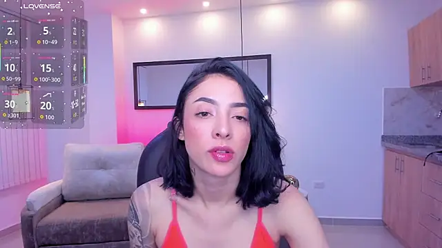 barbie scoth  online show from November 29, 2025, 8:42 pm