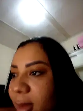 Snapshot of MelanyShayk chatting on March 10, 2025, 5:29 pm MelanyShayk online show from March 10, 2025, 5:29 pm