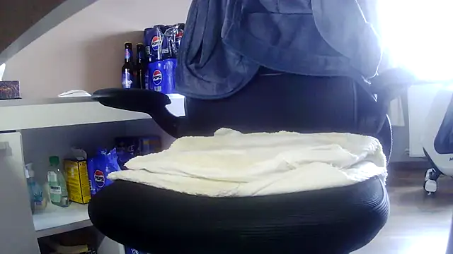 suedel65 online show from February 5, 2026, 2:35 pm