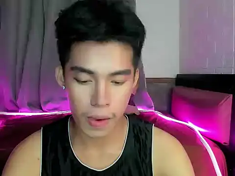 Snapshot of Lightjt04 chatting on October 27, 2025, 3:02 pm Lightjt04 online show from October 27, 2025, 3:02 pm