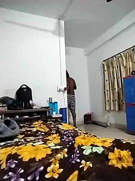 Snapshot of Desi_Londa_143 chatting on December 2, 2025, 1:06 am Desi Londa 143 online show from December 2, 2025, 1:06 am