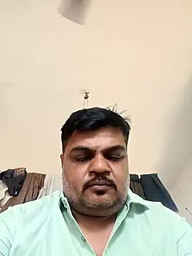 Snapshot of Desi_Londa_143 chatting on October 22, 2025, 6:24 am Desi Londa 143 online show from October 22, 2025, 6:24 am