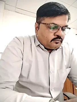 Snapshot of Desi_Londa_143 chatting on November 24, 2025, 5:07 am Desi Londa 143 online show from November 24, 2025, 5:07 am