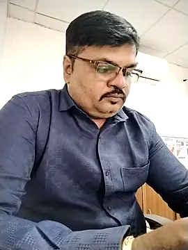 Snapshot of Desi_Londa_143 chatting on November 25, 2025, 5:19 am Desi Londa 143 online show from November 25, 2025, 5:19 am