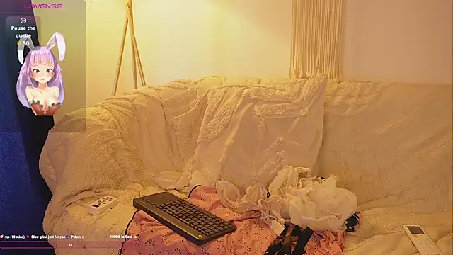 Snapshot of bunnycuteshy chatting on October 23, 2025, 3:00 pm bunnycuteshy online show from October 23, 2025, 3:00 pm