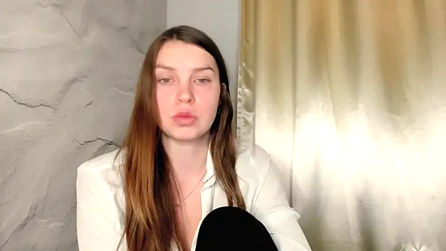 Snapshot of RubySkot chatting on March 2, 2025, 8:46 pm RubySkot online show from March 2, 2025, 8:46 pm