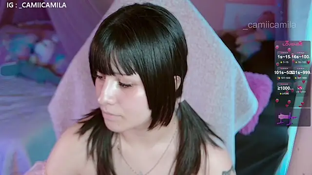 Snapshot of Renooh chatting on December 17, 2025, 3:28 pm Renooh online show from December 17, 2025, 3:28 pm