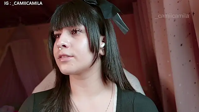 Snapshot of Renooh chatting on December 15, 2025, 1:33 am Renooh online show from December 15, 2025, 1:33 am