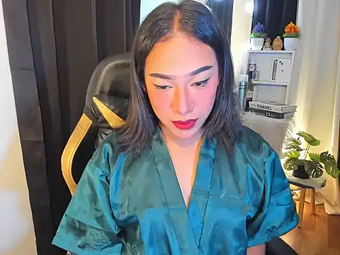 Snapshot of Mistress_Jolens chatting on December 28, 2024, 9:19 pm Mistress Jolens online show from December 28, 2024, 9:19 pm