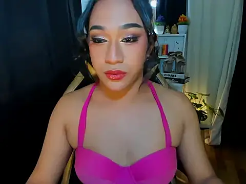 Snapshot of Mistress_Jolens chatting on January 28, 2025, 6:16 am Mistress Jolens online show from January 28, 2025, 6:16 am