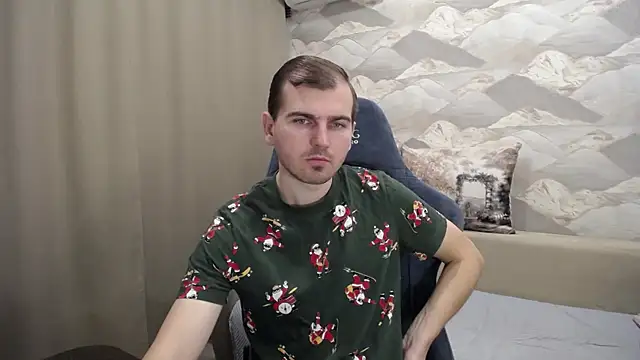 Snapshot of SerzhKorol1 chatting on November 27, 2025, 4:57 am SerzhKorol1 online show from November 27, 2025, 4:57 am