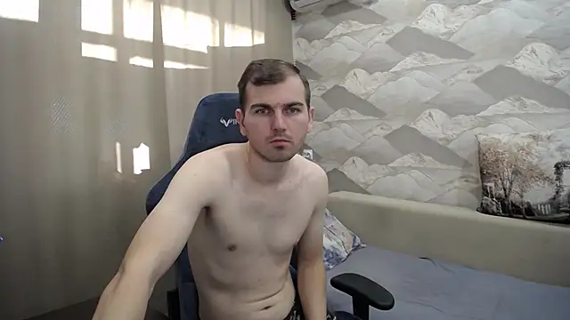 Snapshot of SerzhKorol1 chatting on November 4, 2025, 5:55 am SerzhKorol1 online show from November 4, 2025, 5:55 am