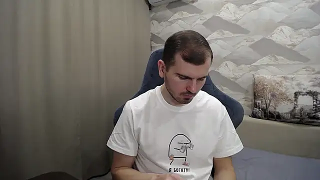 Snapshot of SerzhKorol1 chatting on November 2, 2025, 6:07 am SerzhKorol1 online show from November 2, 2025, 6:07 am